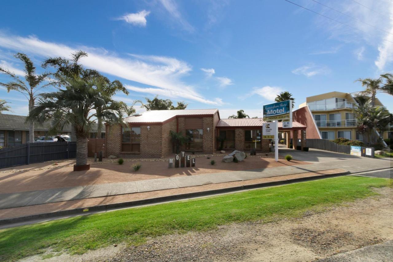 Cunningham Shore Motel Lakes Entrance Exterior photo